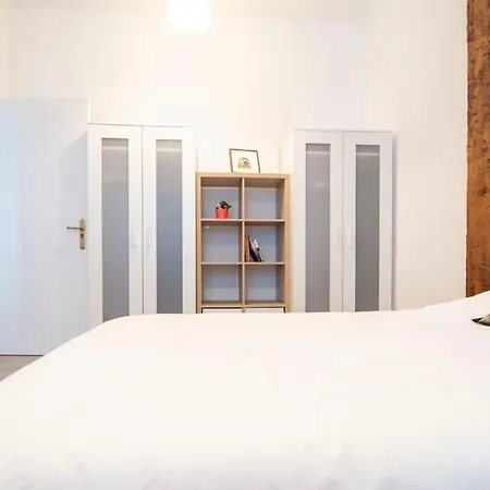 Familias Y Grupos - Muy Buena Ubicacion - Bilbao