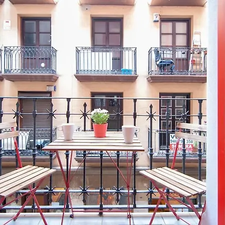 Familias Y Grupos - Muy Buena Ubicacion - Apartamento *