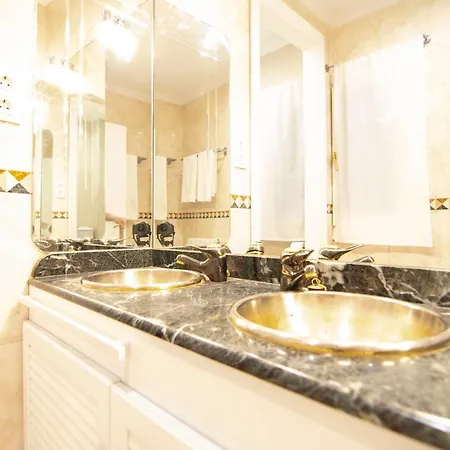 Familias Y Grupos - Muy Buena Ubicacion - Lägenhet *